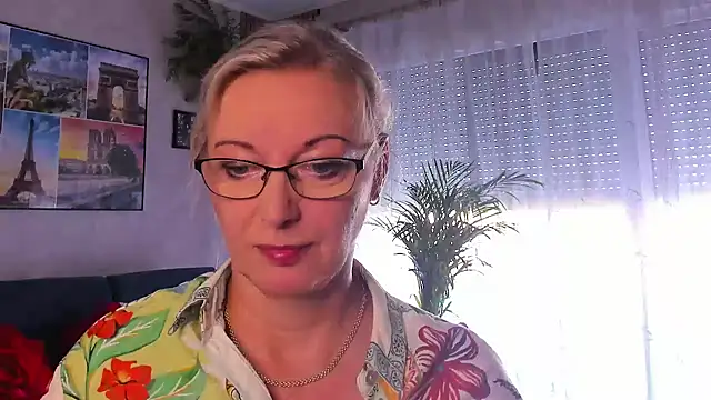 Snapshot of vanessa_chat chatting on June 24, 2026, 1:54 pm vanessa chat online show from June 24, 2026, 1:54 pm