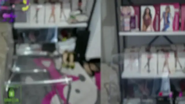 bisexyelizz online show from February 13, 2026, 7:43 pm