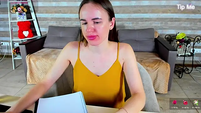 SusanSmit online show from November 6, 2025, 7:59 pm