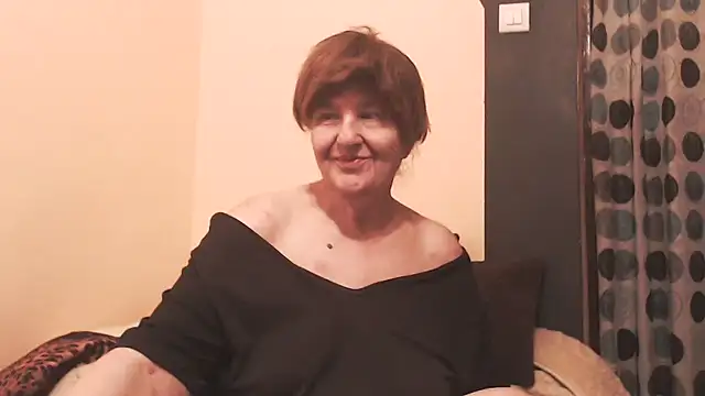 Snapshot of MioritaHard chatting on June 6, 2026, 10:03 pm MioritaHard online show from June 6, 2026, 10:03 pm