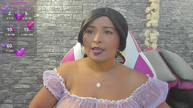 paola ih online show from June 3, 2026, 8:47 pm
