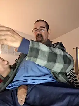 Snapshot of silvio-aus-luzern-CH chatting on February 8, 2025, 7:04 am silvio-aus-luzern-CH online show from February 8, 2025, 7:04 am