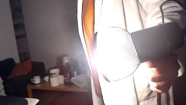 Snapshot of silvio-aus-luzern-CH chatting on September 9, 2025, 3:28 am silvio-aus-luzern-CH online show from September 9, 2025, 3:28 am