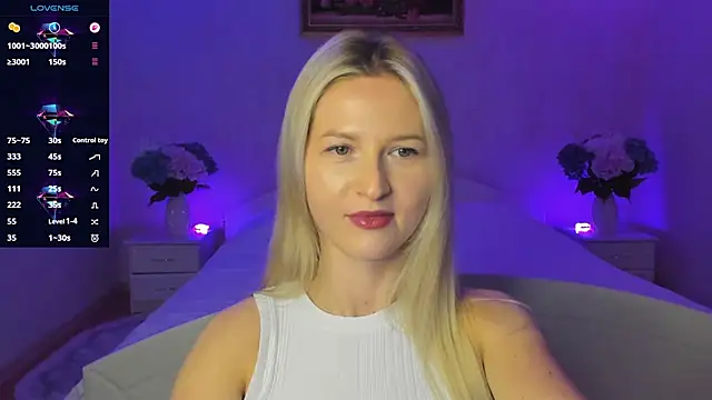 AnnaCarrera online show from December 3, 2025, 8:40 pm