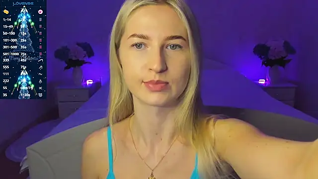 AnnaCarrera online show from December 16, 2025, 8:47 pm