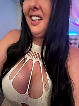 TiffanyRoxx online show from November 26, 2025, 9:49 pm