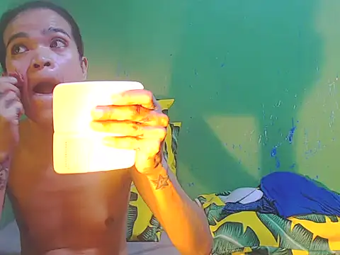 Paula Jordan online show from December 1, 2025, 12:48 am