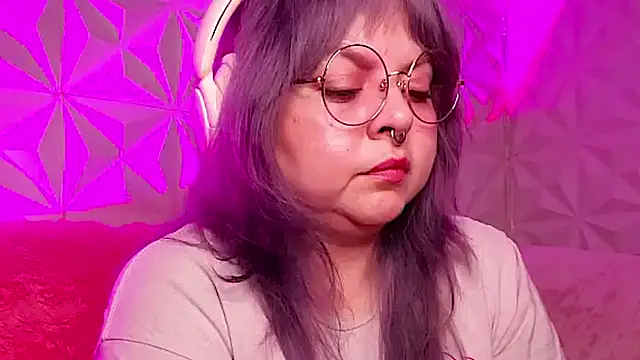 Satyn doll online show from October 23, 2025, 2:33 am