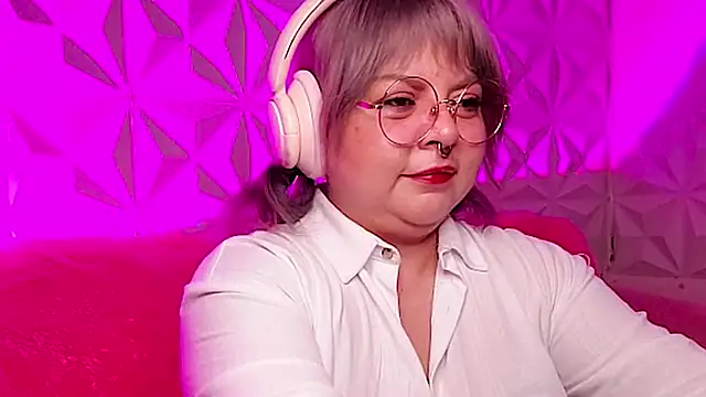 Satyn doll online show from October 30, 2025, 12:01 am