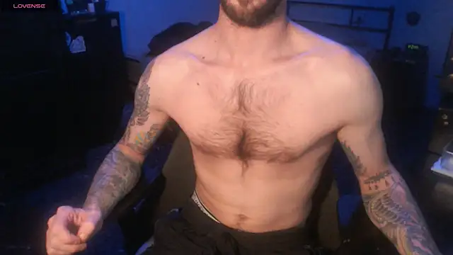 SexxxyLouis online show from November 5, 2025, 1:55 pm