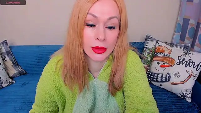 EllenMoore online show from January 13, 2026, 3:01 am