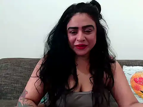 indianishkq7 online show from November 21, 2025, 7:51 am