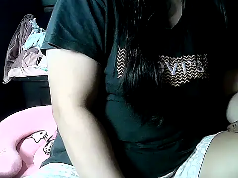 Snapshot of XbighotbootyX chatting on October 1, 2025, 10:38 pm XbighotbootyX online show from October 1, 2025, 10:38 pm