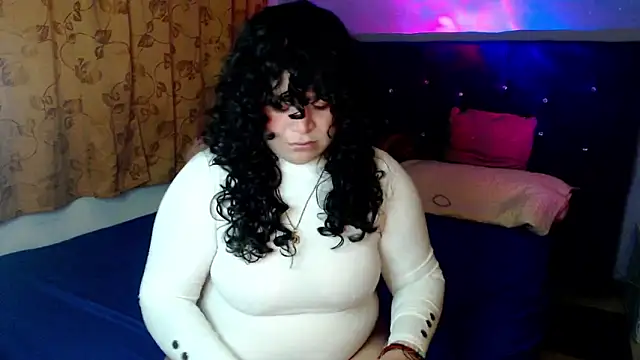 ANGELIQUE KLANE online show from September 28, 2025, 4:07 am