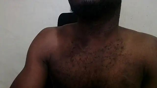 Snapshot of AnacondaExpress chatting on October 8, 2025, 12:52 am AnacondaExpress online show from October 8, 2025, 12:52 am