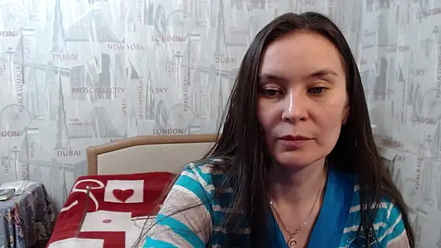 GinaQSoul online show from December 16, 2024, 4:27 pm