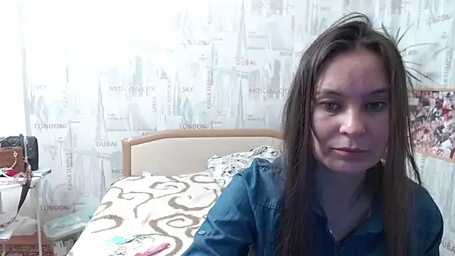 GinaQSoul online show from October 12, 2025, 3:44 pm