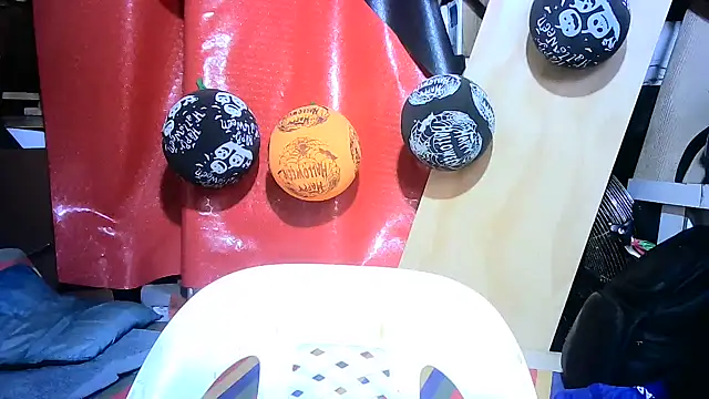 Snapshot of mari657 chatting on October 6, 2025, 8:39 pm mari657 online show from October 6, 2025, 8:39 pm