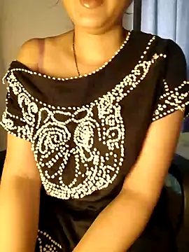 Snapshot of MumbaiMaskGirl chatting on December 15, 2024, 11:34 am MumbaiMaskGirl online show from December 15, 2024, 11:34 am