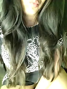 Snapshot of MumbaiMaskGirl chatting on December 16, 2024, 8:26 pm MumbaiMaskGirl online show from December 16, 2024, 8:26 pm