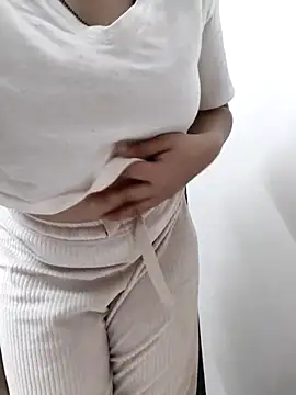 Snapshot of MumbaiMaskGirl chatting on March 3, 2025, 7:39 pm MumbaiMaskGirl online show from March 3, 2025, 7:39 pm