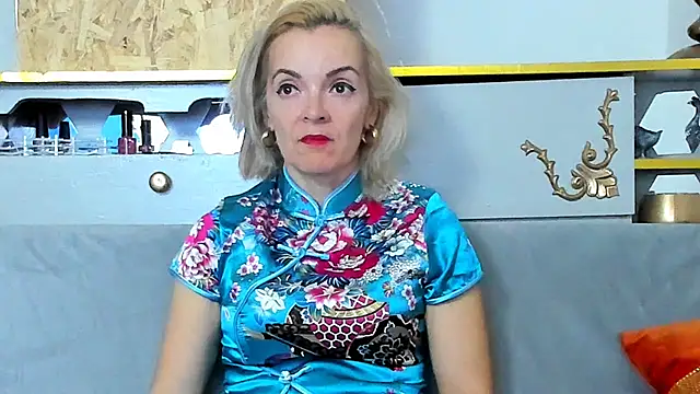 Snapshot of KateConner chatting on November 10, 2025, 6:51 pm KateConner online show from November 10, 2025, 6:51 pm