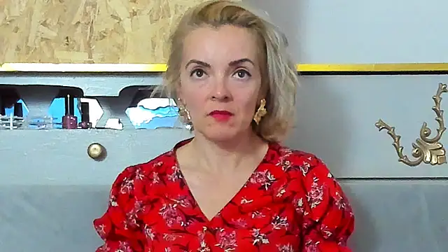 Snapshot of KateConner chatting on November 12, 2025, 6:41 pm KateConner online show from November 12, 2025, 6:41 pm