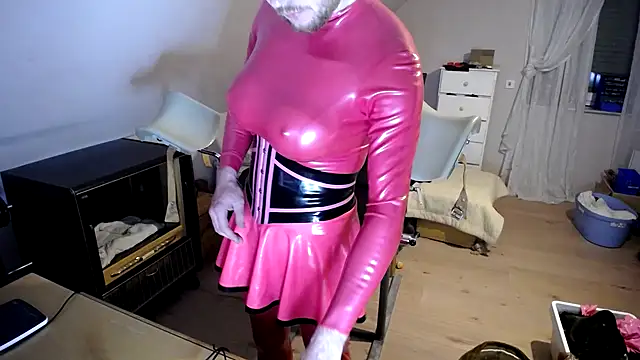 Snapshot of Kinkidani86 chatting on October 9, 2025, 5:22 pm Kinkidani86 online show from October 9, 2025, 5:22 pm