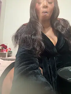 Bootyliciouse21X online show from June 13, 2026, 1:31 pm