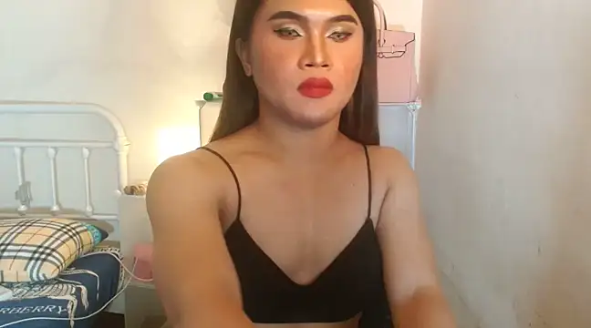 Snapshot of JustineBIGCUM chatting on February 19, 2025, 6:44 am JustineBIGCUM online show from February 19, 2025, 6:44 am
