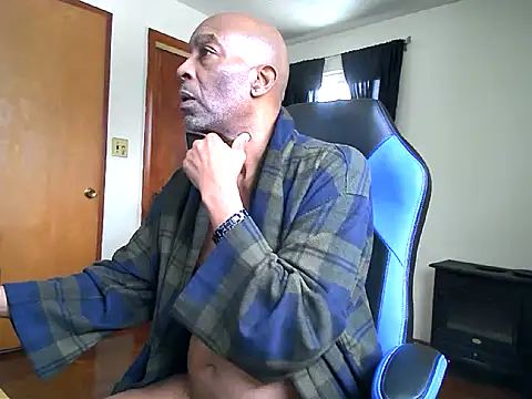 longdick4you8686 online show from January 22, 2025, 6:41 pm