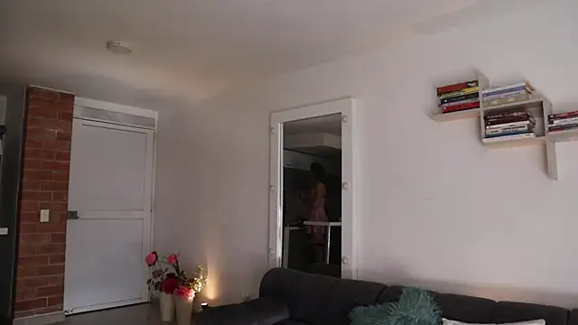  Vahos  online show from November 20, 2025, 5:12 pm