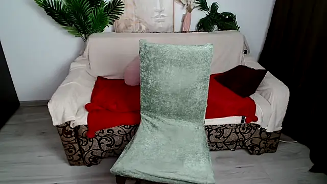 Snapshot of SEXY-GODDESabrina chatting on February 7, 2025, 4:27 am SEXY-GODDESabrina online show from February 7, 2025, 4:27 am