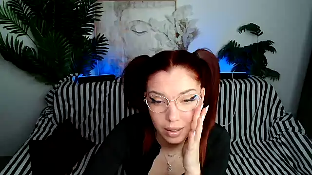Snapshot of SEXY-GODDESabrina chatting on March 7, 2025, 10:54 pm SEXY-GODDESabrina online show from March 7, 2025, 10:54 pm