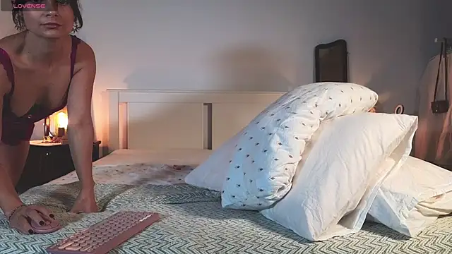 Sellena love online show from October 23, 2025, 10:08 pm