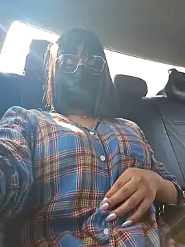 Latin summer online show from October 24, 2025, 8:27 pm