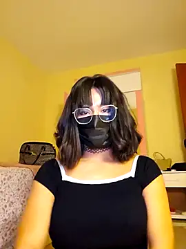 Latin summer online show from December 2, 2025, 2:50 am