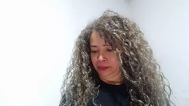 dalilasquirt1 online show from October 7, 2025, 1:47 am