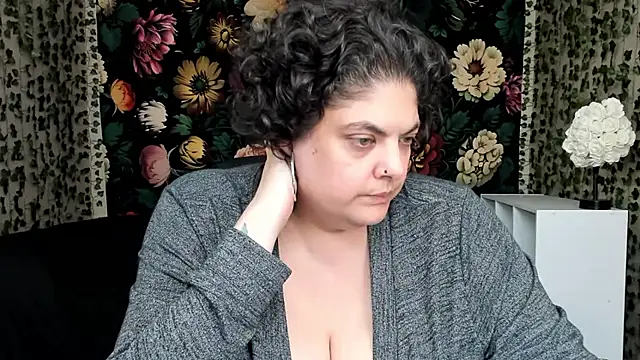 Exotic-Melons online show from February 9, 2026, 8:02 pm