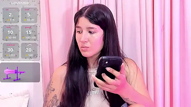 Snapshot of Dulce_andrea__ chatting on February 20, 2026, 5:57 pm Dulce andrea online show from February 20, 2026, 5:57 pm