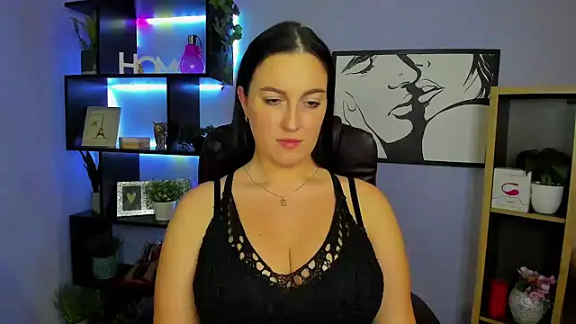 Snapshot of FUN_AMI chatting on January 15, 2025, 8:48 pm FUN AMI online show from January 15, 2025, 8:48 pm