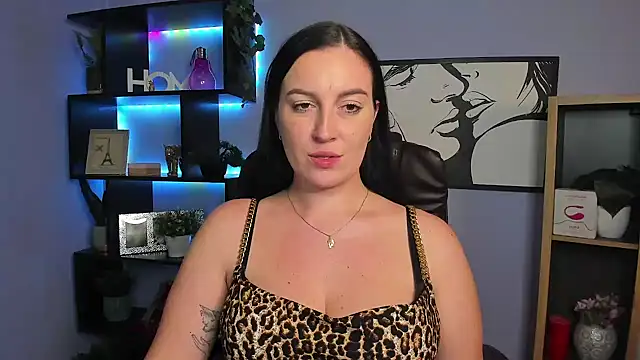 Snapshot of FUN_AMI chatting on February 5, 2025, 8:46 pm FUN AMI online show from February 5, 2025, 8:46 pm