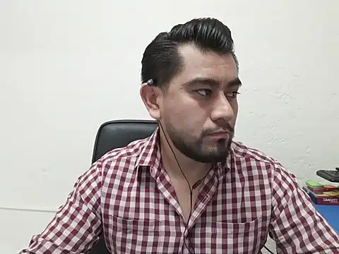 youmanhorny online show from June 22, 2026, 4:26 pm
