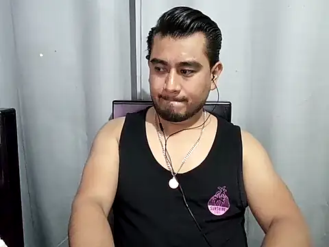 youmanhorny online show from July 17, 2026, 3:35 am