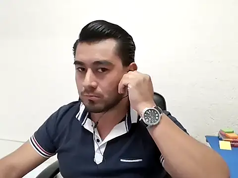 youmanhorny online show from July 27, 2026, 5:20 pm