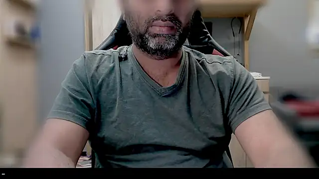  x rated  online show from February 19, 2026, 9:16 am