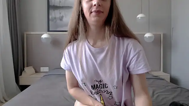 Snapshot of ShySchoolGirl chatting on November 2, 2025, 12:29 pm ShySchoolGirl online show from November 2, 2025, 12:29 pm