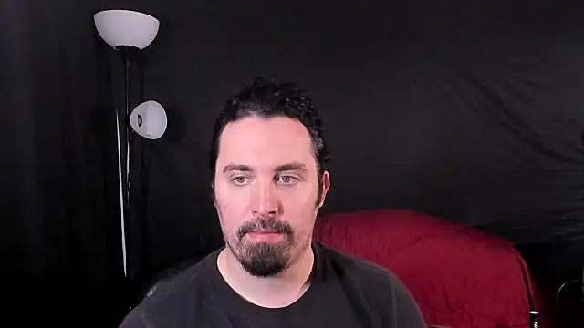 Snapshot of Metalstud chatting on January 20, 2025, 8:40 pm Metalstud online show from January 20, 2025, 8:40 pm