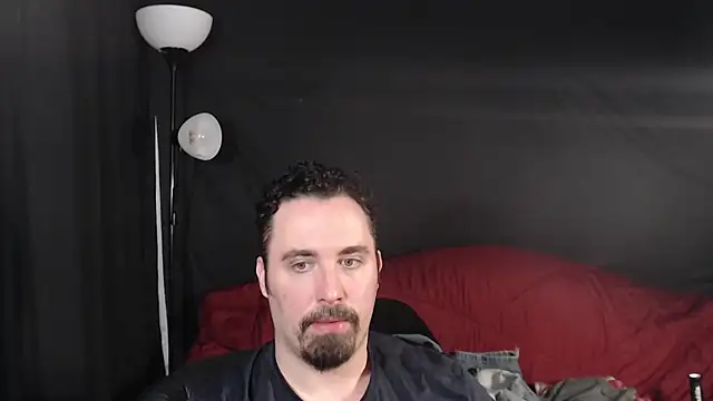 Snapshot of Metalstud chatting on January 28, 2025, 2:42 pm Metalstud online show from January 28, 2025, 2:42 pm
