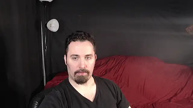 Snapshot of Metalstud chatting on February 2, 2025, 8:19 pm Metalstud online show from February 2, 2025, 8:19 pm